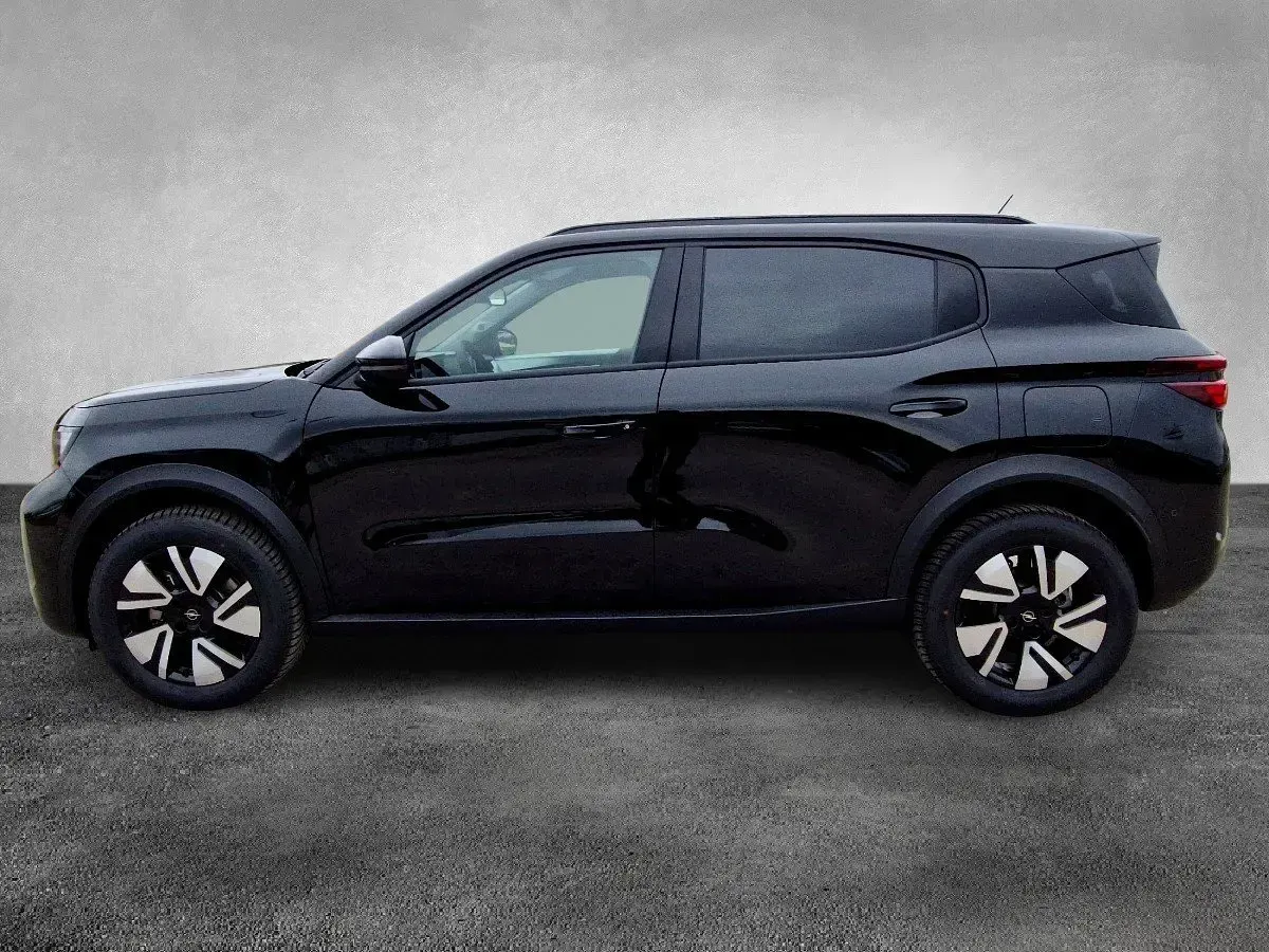 Neu Opel Frontera 83 kW (113 PS) 2026 Karbon schwarz SUV