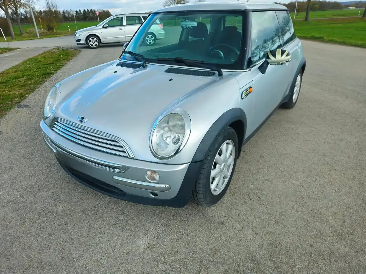 Gebraucht Mini ONE 90 PS (66 kW) 2004 Silber Kleinwagen