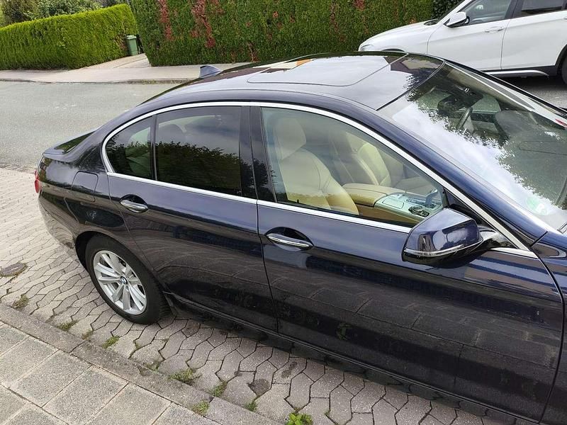 Gebraucht BMW 530 Comfort Edition 258 PS (189 kW) 2013 Limousine
