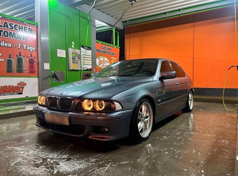 Blau Gebraucht 2001 BMW 525 Performance Limousine | 2.800 € (Superpreis) - Bild 1/4
