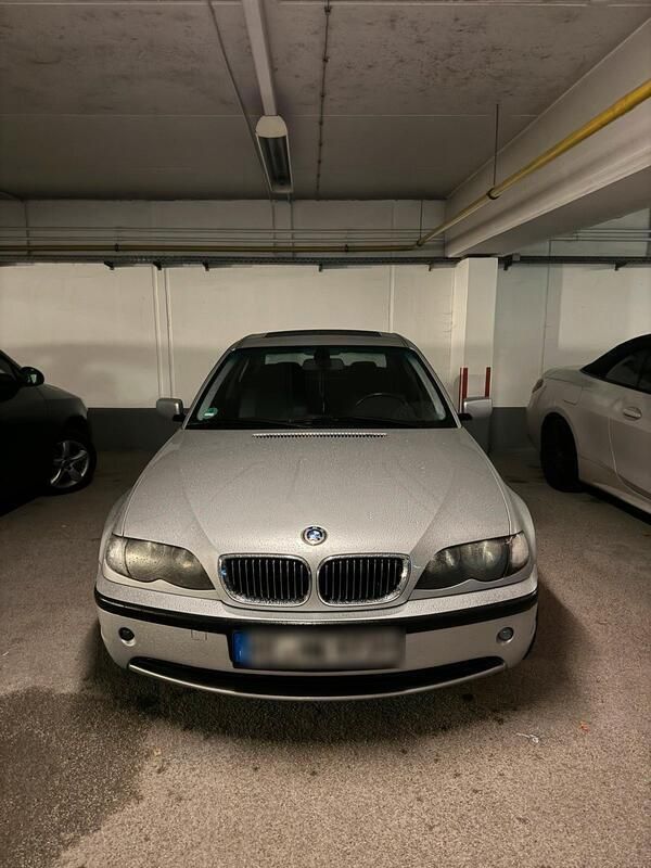Silber Gebraucht 2001 BMW 316 Limousine | 3.200 € (Fairer Preis) - Bild 1/4