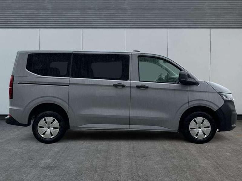 Neu VW Caravelle 150 PS (110 kW) 2026 Stone grey SUV