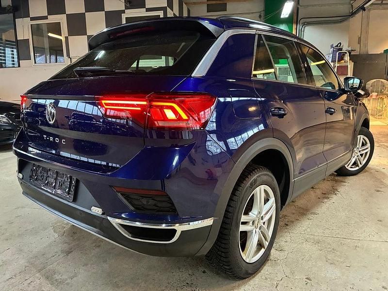 Gebraucht VW T-Roc Style 116 PS (85 kW) 2020 Blau SUV