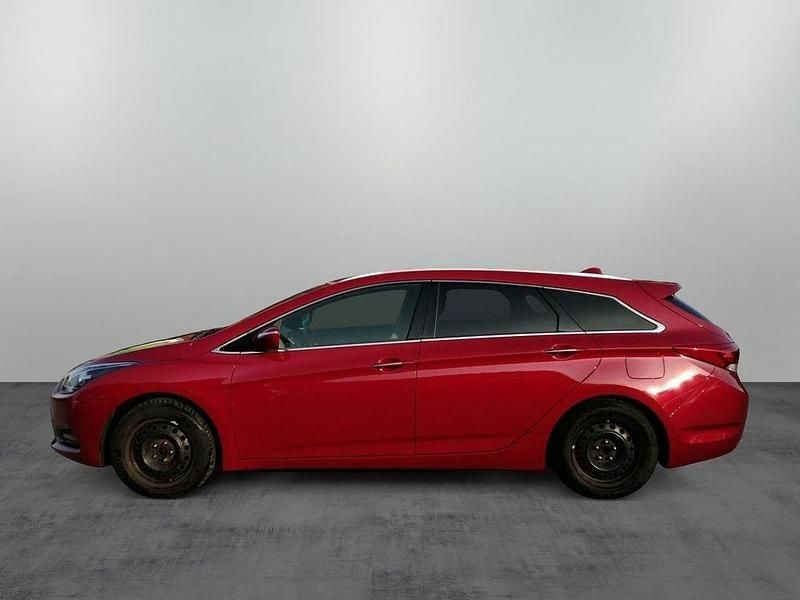 Gebraucht Hyundai i40 136 PS (100 kW) 2019 Rot Kombi