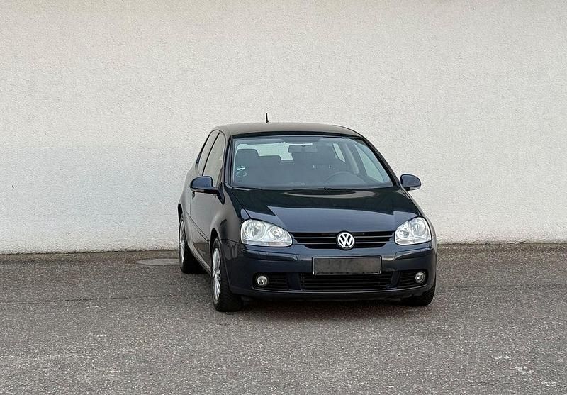 Blau Gebraucht 2007 VW Golf V Limousine | 1.799 € (Superpreis) - Bild 1/4