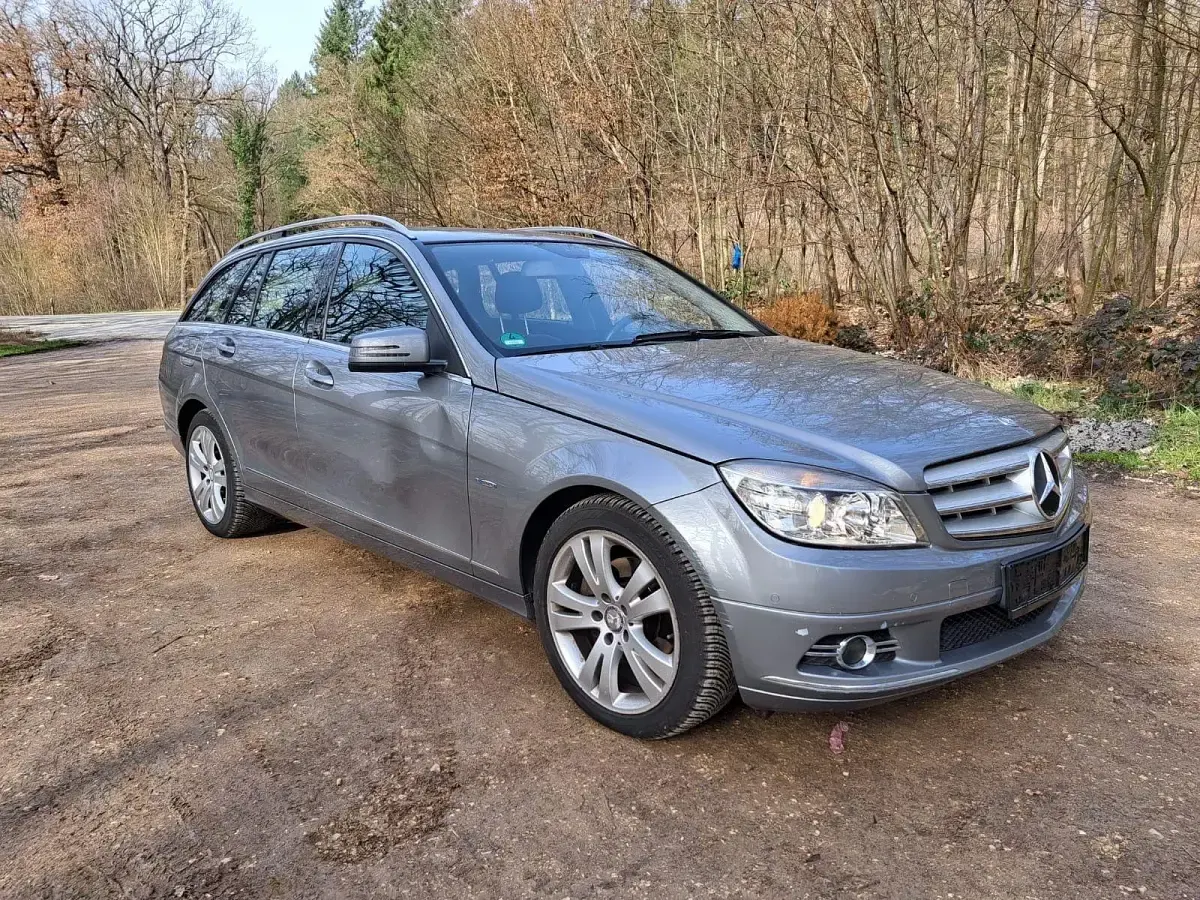Second-hand Mercedes C200 184 CP (135 kW) 2011 Argintiu Break