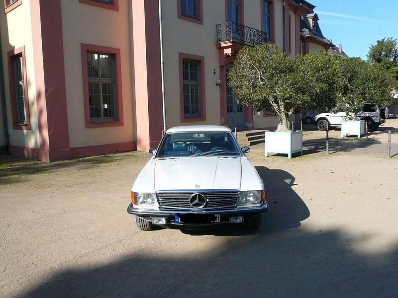Gebraucht Mercedes SLC450 225 PS (165 kW) 1973 Weiß Coupé