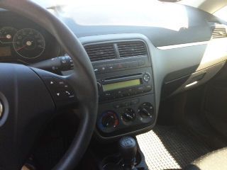 Gebraucht Fiat Grande Punto 102 PS (75 kW) 2007 Schwarz metallic Kleinwagen