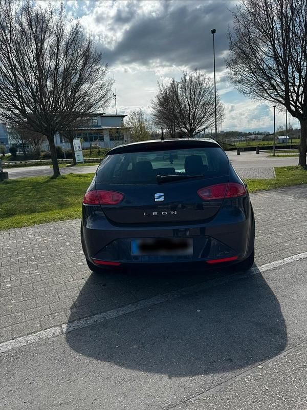 Gebraucht Seat Leon 125 PS (91 kW) 2009 Blau Kleinwagen