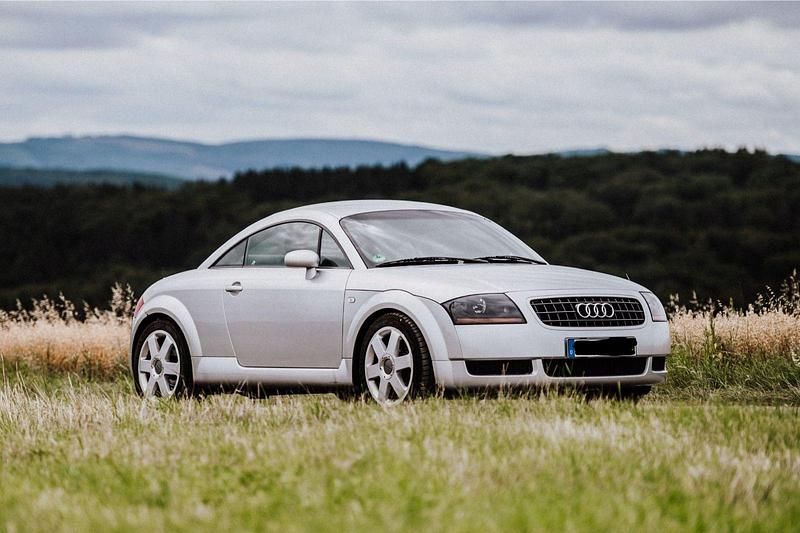 Grau Gebraucht 1999 Audi TT Coupé | 8.900 € (Teuer) - Bild 1/4
