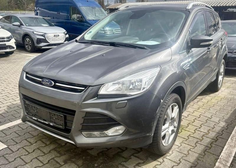 Używany Ford Kuga Titanium 150 KM (110 kW) 2016 Szary SUV