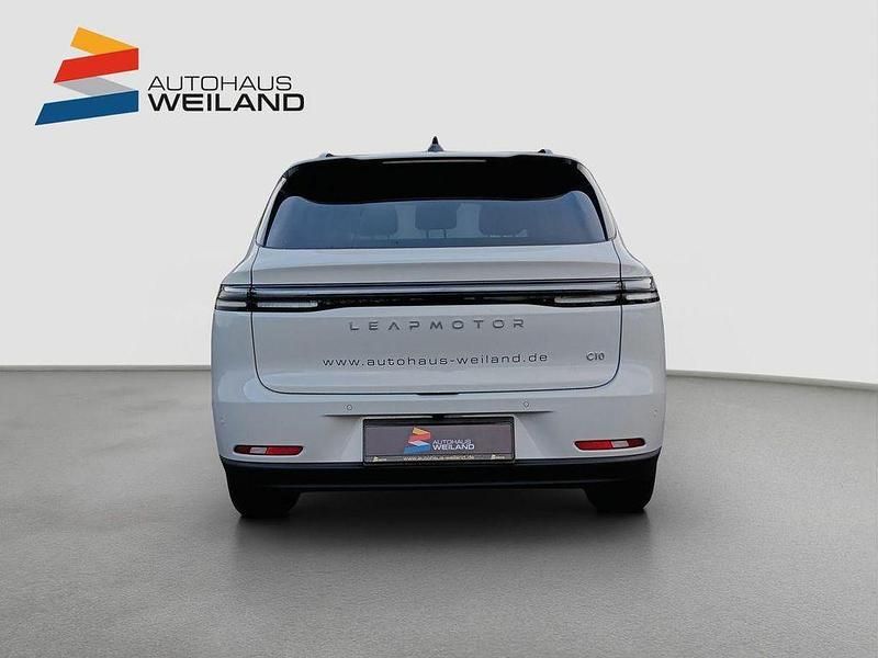 Gebraucht Leapmotor C10 215 PS (158 kW) 2025 Grau SUV