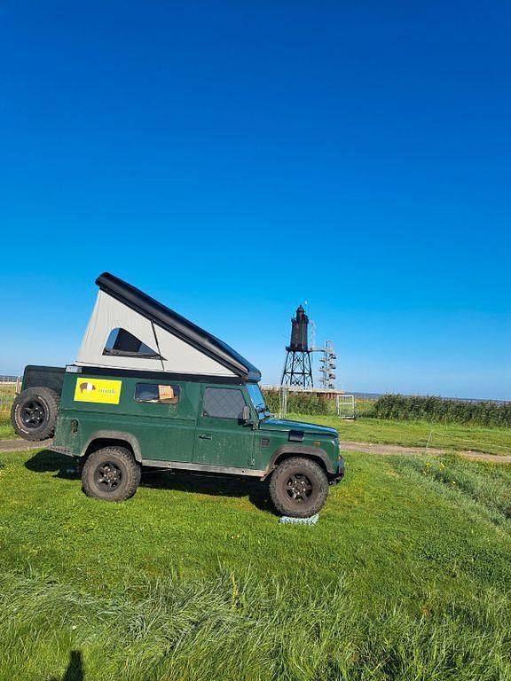 Gebraucht Land Rover Defender 122 PS (89 kW) 2003 Grün Kombi