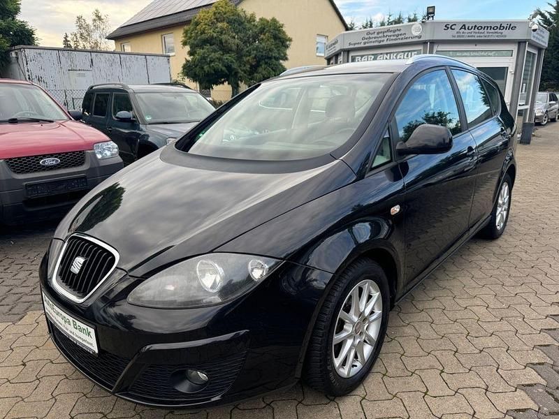 Black magic perleffect Gebraucht 2011 Seat Altea XL Ecomotive Van / Kleinbus | 3.999 € (Fairer Preis) - Bild 1/4