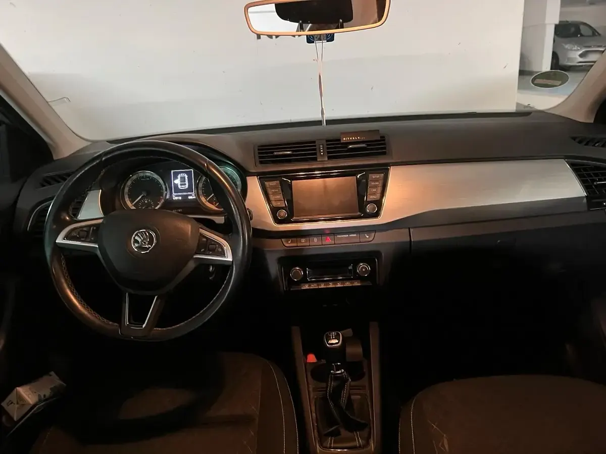 Gebraucht Skoda Fabia 90 PS (66 kW) 2015 Weiß Kombi