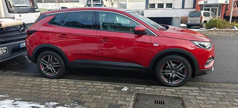 Rot Gebraucht 2018 Opel Grandland X SUV | 15.200 € (Guter Preis) - Bild 1/4