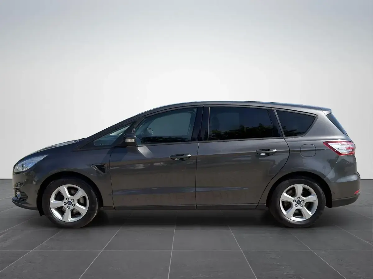 Gebraucht Ford S-MAX Business Edition 179 PS (131 kW) 2016 Grau Van / Kleinbus