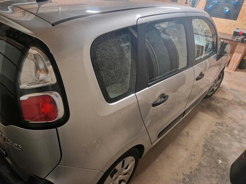 Silber Gebraucht 2009 Citroën C3 Kleinwagen | 3.500 € - Bild 1/4