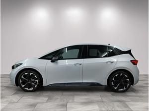 Gebraucht Cupra Born e-Boost 169 kW (231 PS) 2025 Silber (geysirsilber) Kleinwagen