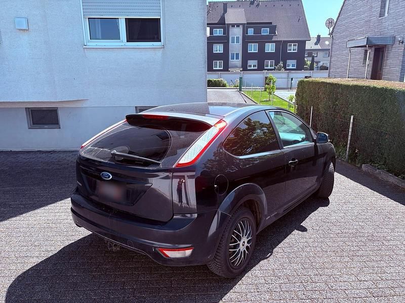 Usata Ford Focus 100 CV (73 kW) 2009 Nero Berlina