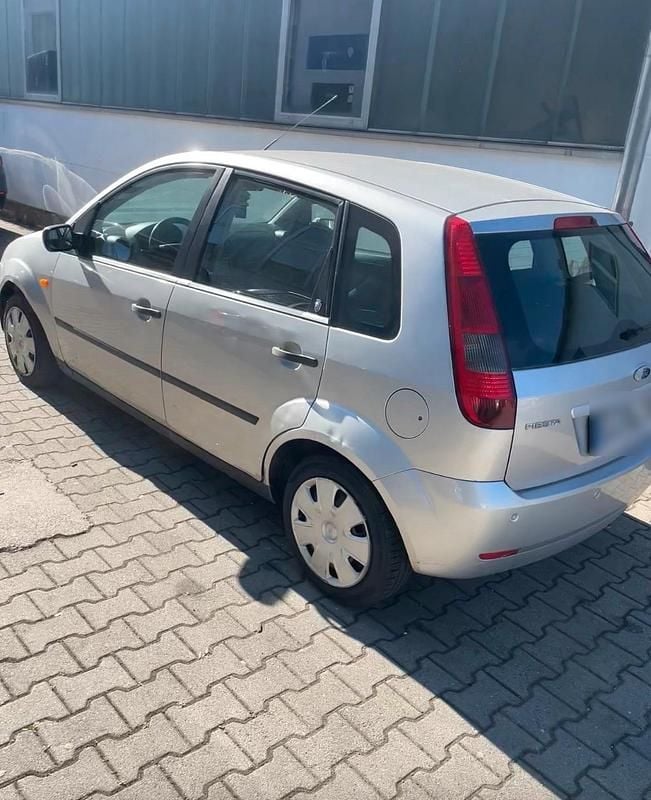 Gebraucht Ford Fiesta 100 PS (73 kW) 2004 Kleinwagen