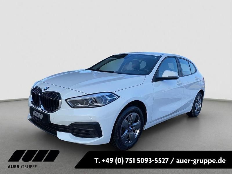 Weiß Gebraucht 2023 BMW 118 Advantage Kleinwagen | 21.290 € (Guter Preis) - Bild 1/4