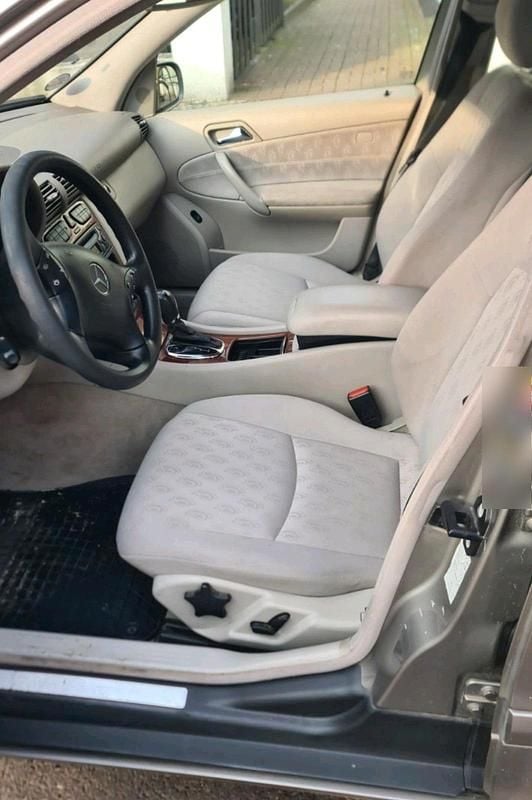 Gebraucht Mercedes C200 163 PS (119 kW) 2003 Kombi