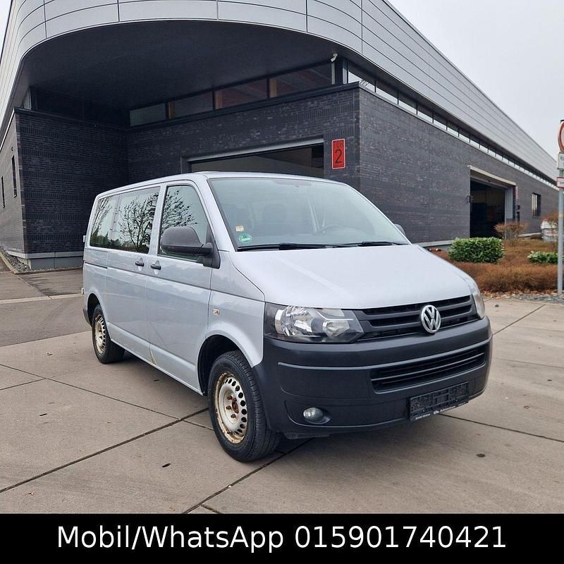 Gebraucht VW Transporter 140 PS (102 kW) 2015 Silber Van