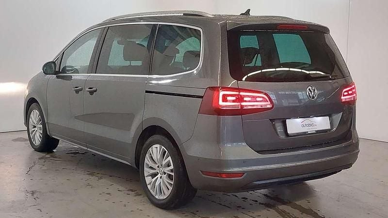 Indiumgrau metallic Gebraucht 2017 VW Sharan Highline Van / Kleinbus | 24.900 € (Fairer Preis) - Bild 1/4