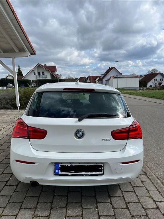 Gebraucht BMW 116 109 PS (80 kW) 2015 Weiß Kleinwagen