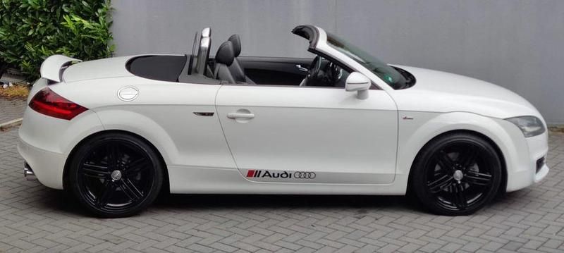 Schwarz Gebraucht 2008 Audi TT Roadster Design Cabrio | 14.499 € (Teuer) - Bild 1/4