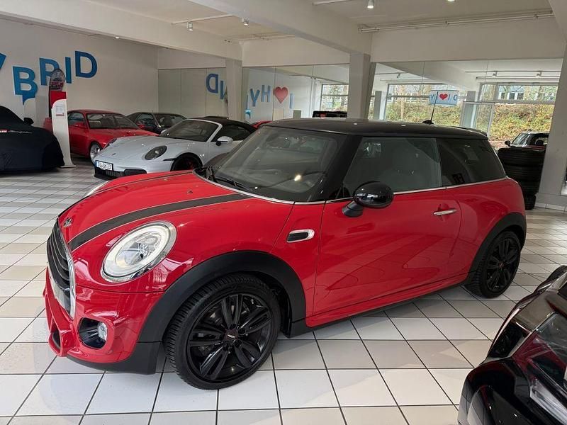 Gebraucht Mini Cooper 136 PS (100 kW) 2017 Rot Kleinwagen