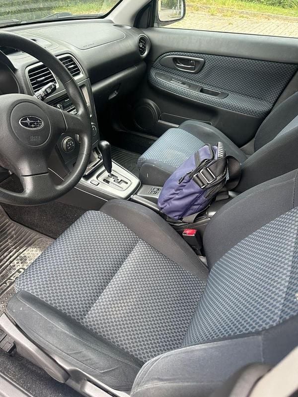 Silber Gebraucht 2007 Subaru Impreza Kombi | 4.300 € (Fairer Preis) - Bild 1/4