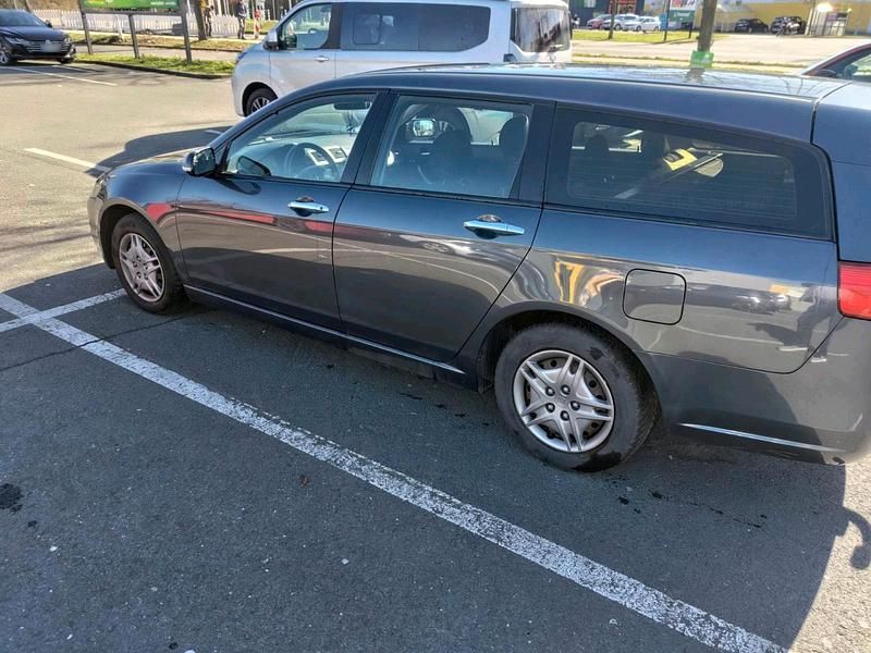 Gebraucht Honda Accord Executive 155 PS (114 kW) 2004 Grau Kombi