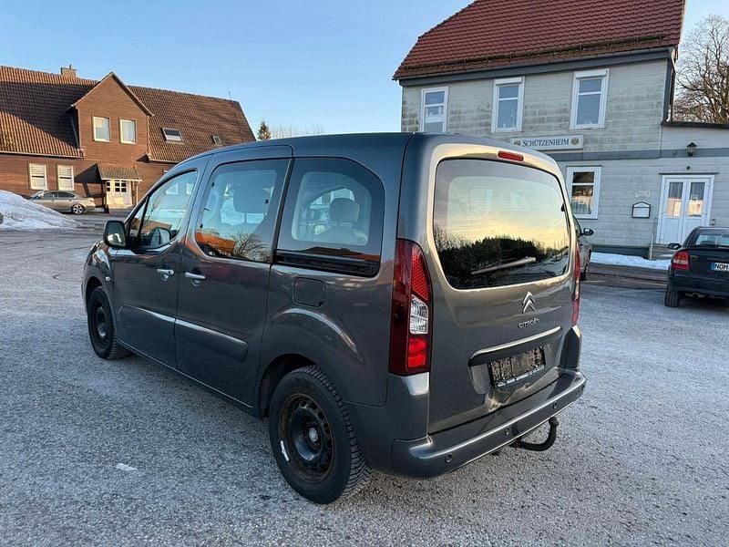 Gebraucht Citroën Berlingo SELECTION 99 PS (72 kW) 2015 Grau Van / Kleinbus