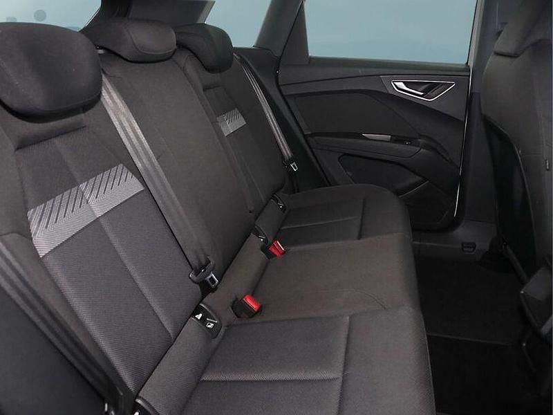 Gebraucht Audi Q4 e-tron 150 kW (204 PS) 2022 Weiß SUV