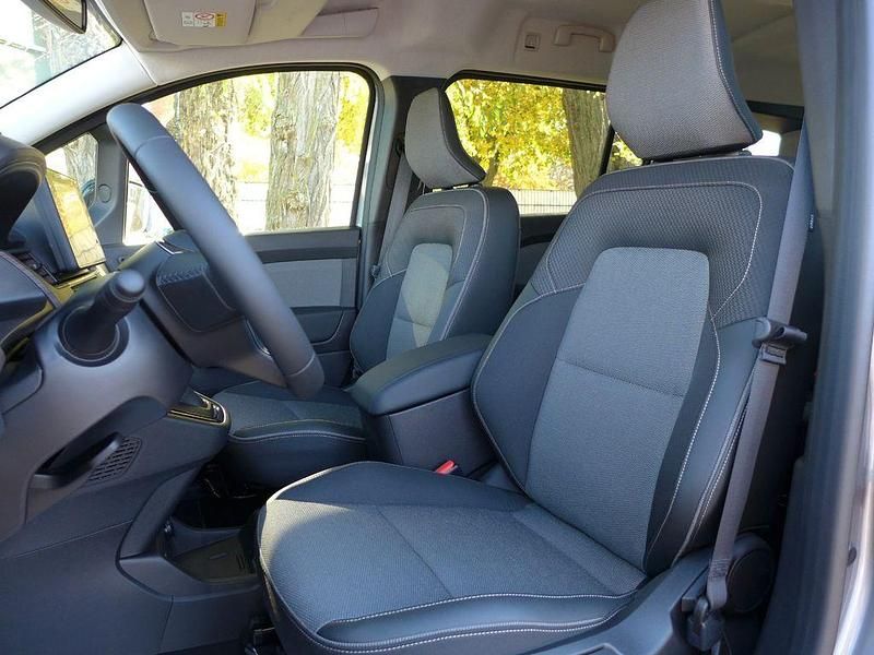 Neu Renault Kangoo Techno 131 PS (96 kW) 2025 Grau Van / Kleinbus