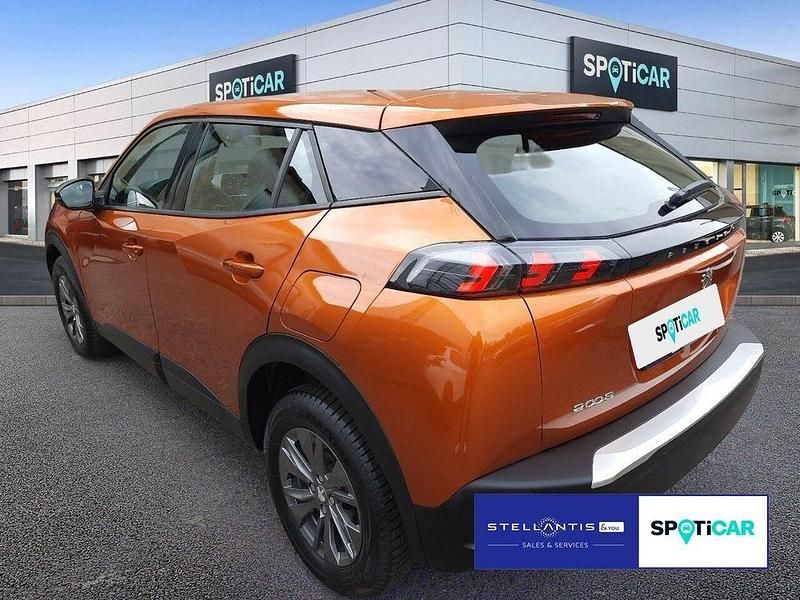 Gebraucht Peugeot 2008 Active 101 PS (74 kW) 2023 Orange SUV