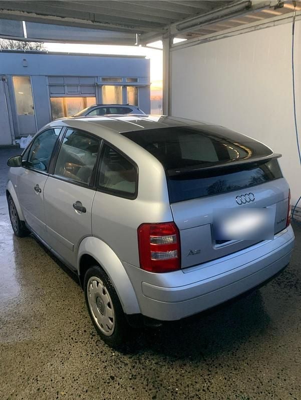 Gebraucht Audi A2 75 PS (55 kW) 2001 Grau Kleinwagen