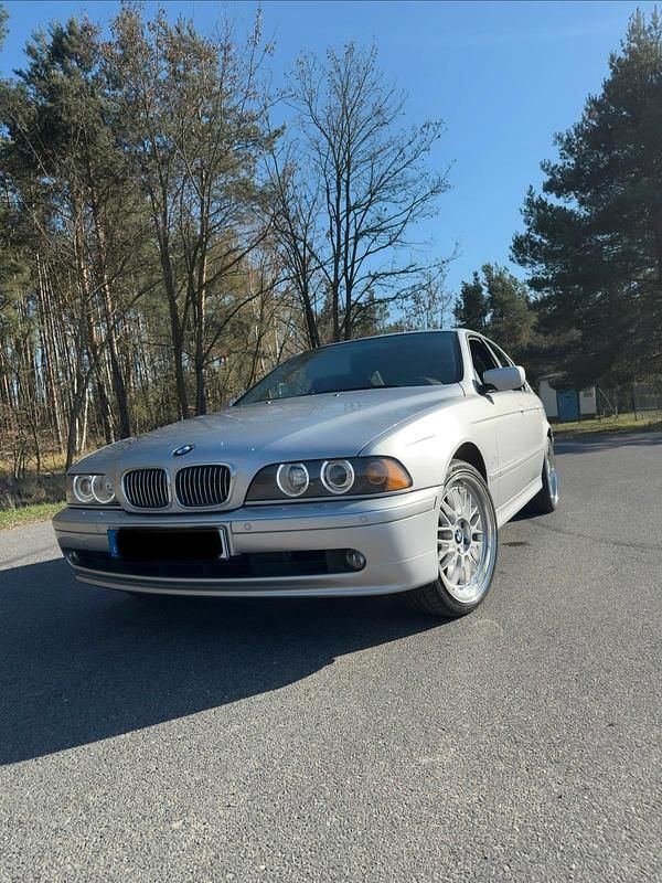 Gebraucht BMW 520 170 PS (125 kW) 2000 Silber Limousine