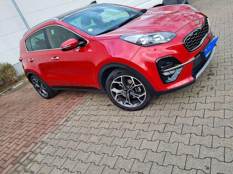 Rot Gebraucht 2021 Kia Sportage GT-Line SUV | 22.990 € (Guter Preis) - Bild 1/4