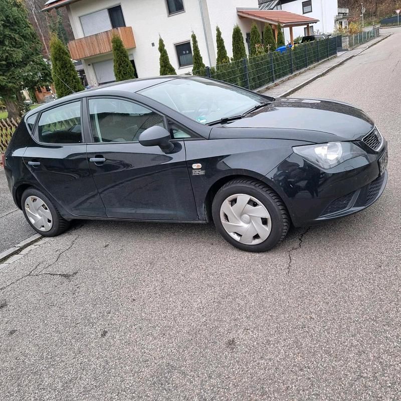 Schwarz Gebraucht 2013 Seat Ibiza Limousine | 3.350 € (Guter Preis) - Bild 1/4