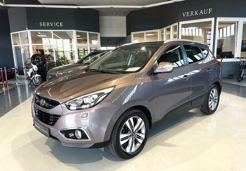 Braun Gebraucht 2015 Hyundai ix35 SUV | 11.910 € (Fairer Preis) - Bild 1/4