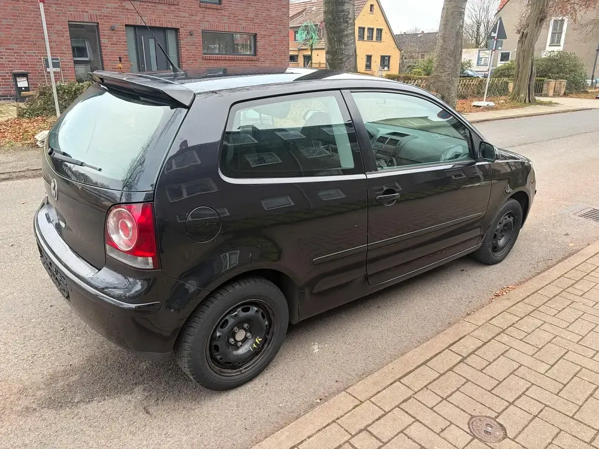 Second-hand VW Polo 70 CP (51 kW) 2006 Negru Hatchback