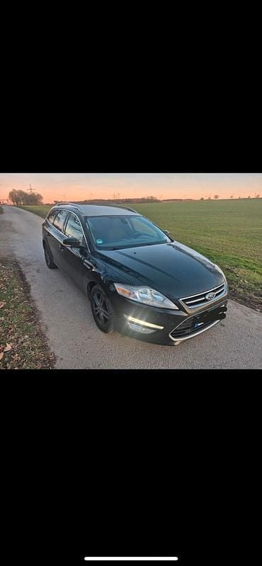 Gebraucht Ford Mondeo 200 PS (147 kW) 2011 Schwarz Kombi