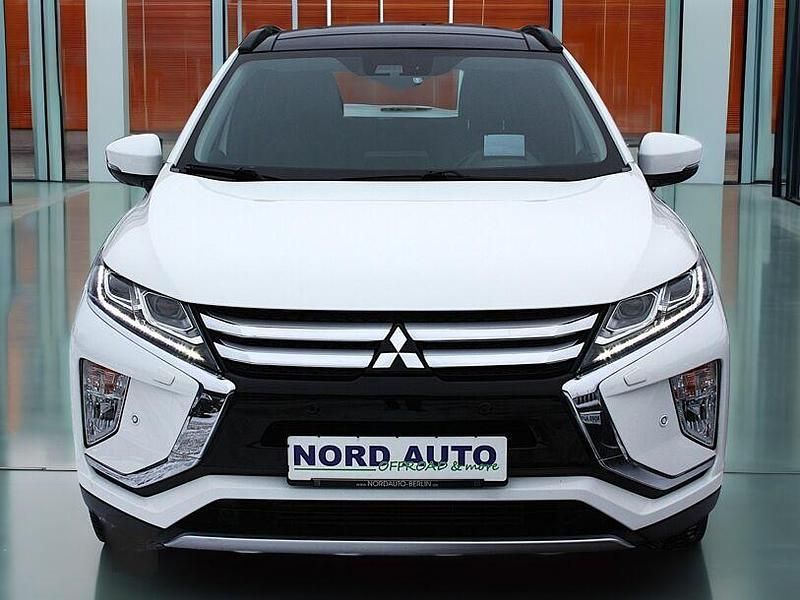 Gebraucht Mitsubishi Eclipse Cross 163 PS (119 kW) 2018 Weiß SUV