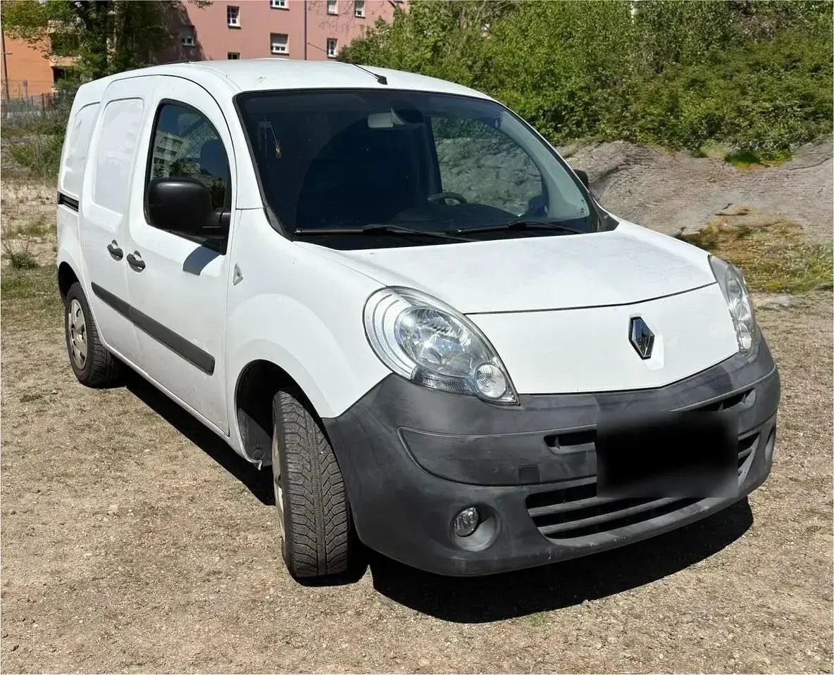 Second-hand Renault Kangoo 90 CP (66 kW) 2012 Alb Monovolum