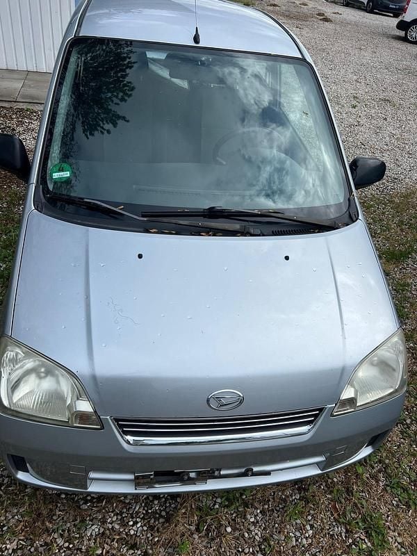 Silber Gebraucht 2004 Daihatsu Cuore Plus Kleinwagen | 680 € (Superpreis) - Bild 1/4