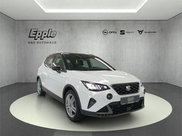 Weiss Gebraucht 2025 Seat Arona FR SUV | 24.890 € (Fairer Preis) - Bild 1/4