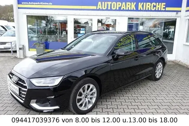 Second-hand Audi A4 Advanced 150 CP (110 kW) 2022 Negru Break